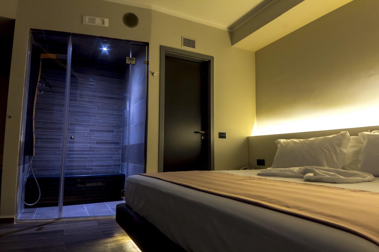 Pandora 3* Tirana