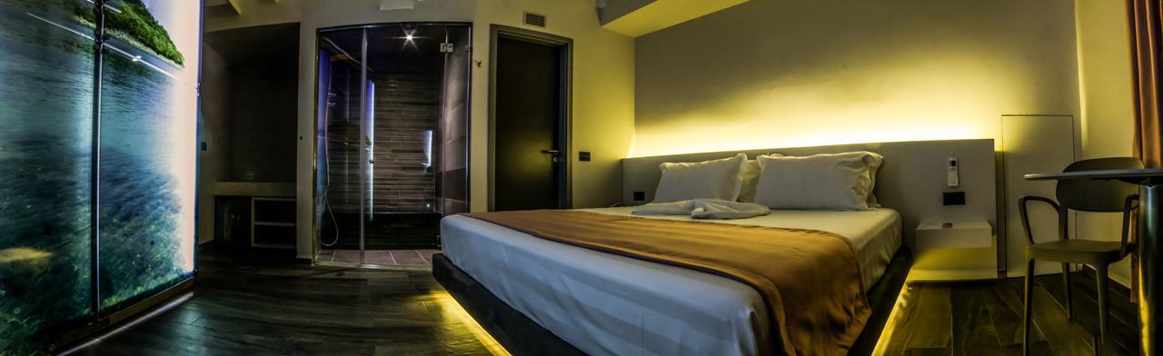 Pandora Hotel