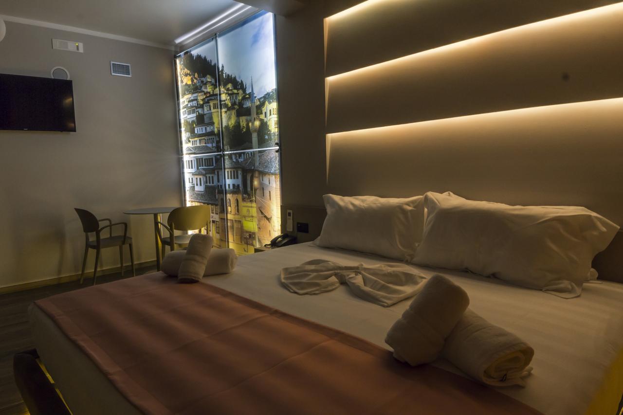 Pandora 3* Tirana