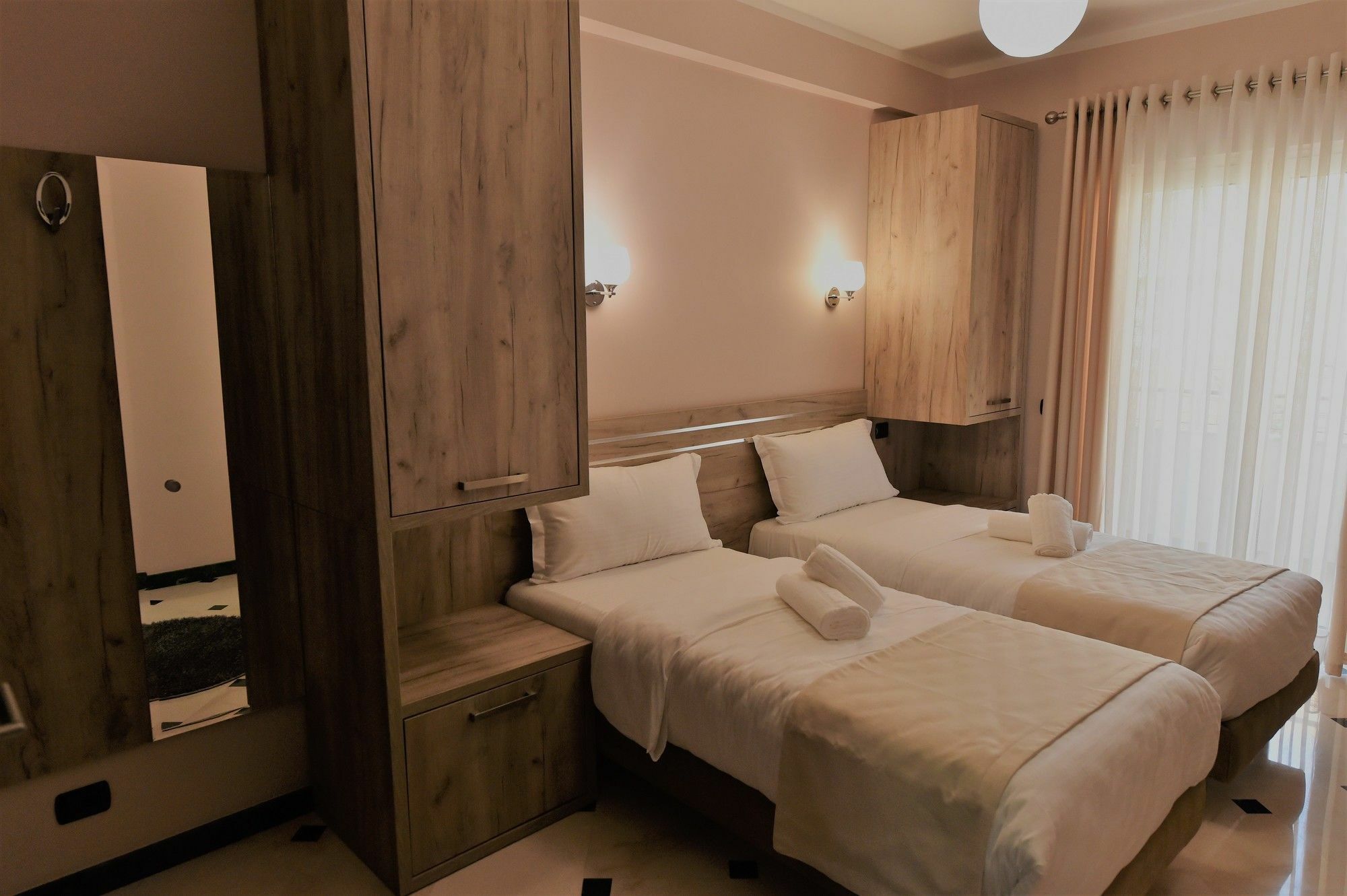 Pandora Hotel